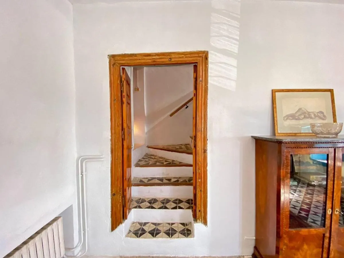 Princesse Aicha , Ladies Only , B&B & Piscine , Sidi Bou Said チュニス アパート