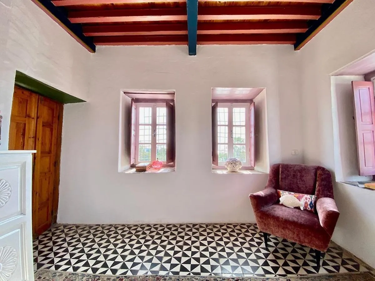 Princesse Aicha , Ladies Only , B&B & Piscine , Sidi Bou Said チュニス 0*,