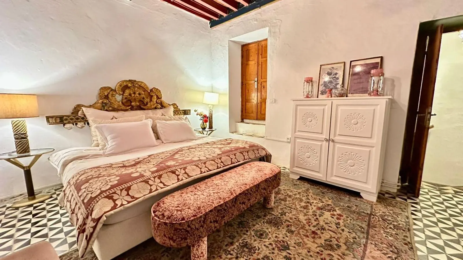 Princesse Aicha , Ladies Only , B&B & Piscine , Sidi Bou Said チュニス チュニジア